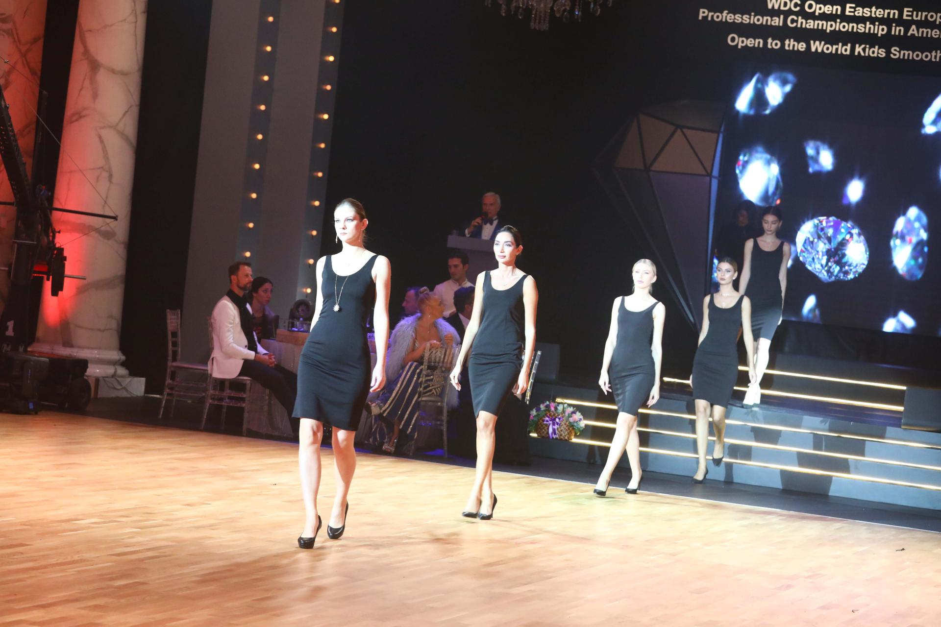 Такого в Баку еще не было! Королевский бал и ночь с бриллиантами (ВИДЕО, ФОТО)