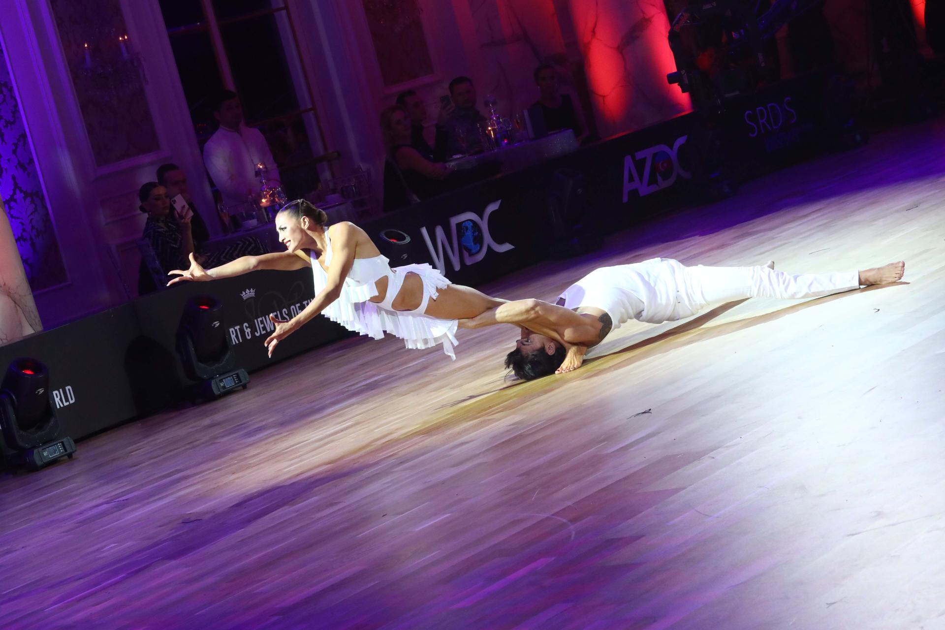 Такого в Баку еще не было! Королевский бал и ночь с бриллиантами (ВИДЕО, ФОТО)