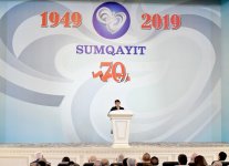 Президент Ильхам Алиев принял участие в мероприятии, посвященном 70-летию Сумгайыта (ФОТО)