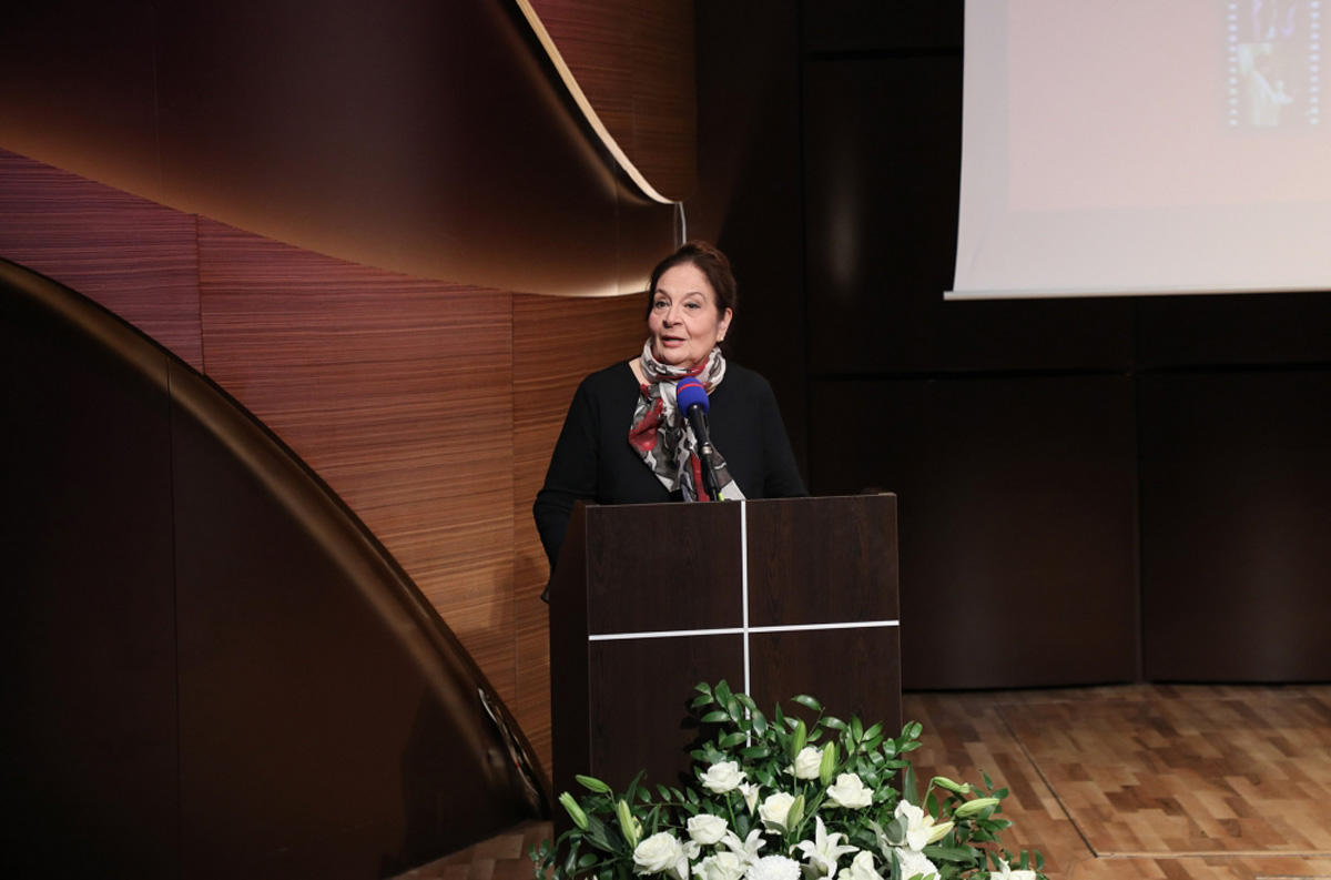 В Баку прошел гала-вечер кинофестиваля "Азербайджанская семья" и церемония награждения (ФОТО)