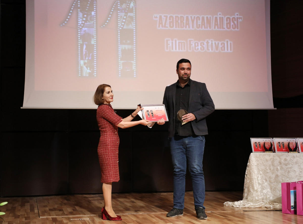 В Баку прошел гала-вечер кинофестиваля "Азербайджанская семья" и церемония награждения (ФОТО)