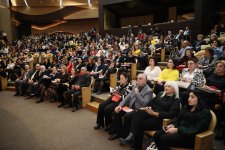 В Баку прошел гала-вечер кинофестиваля "Азербайджанская семья" и церемония награждения (ФОТО)