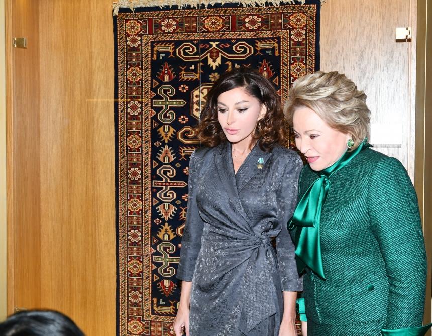 Первый вице-президент Мехрибан Алиева приняла участие в открытии реконструированного павильона "Азербайджан" на Выставке достижений народного хозяйства в Москве  (ФОТО)