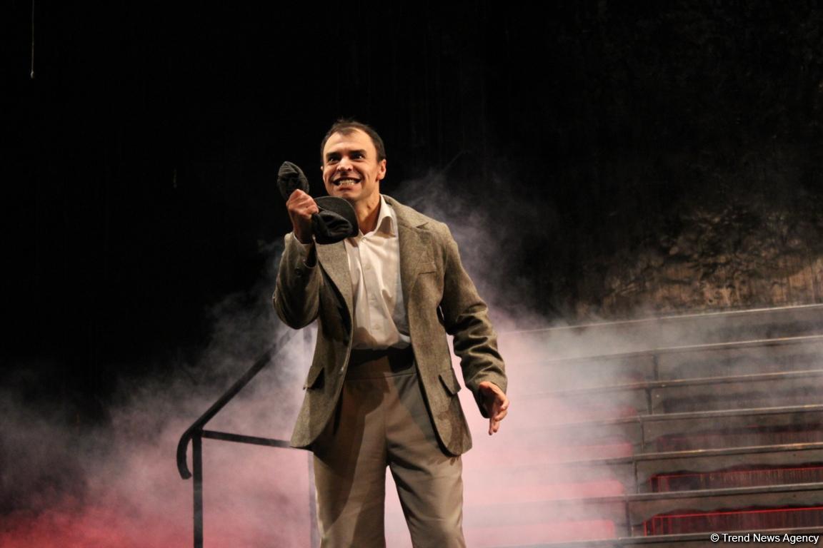 Цена вопроса – честь: в какую игру попала Гюльтекин (ФОТО)