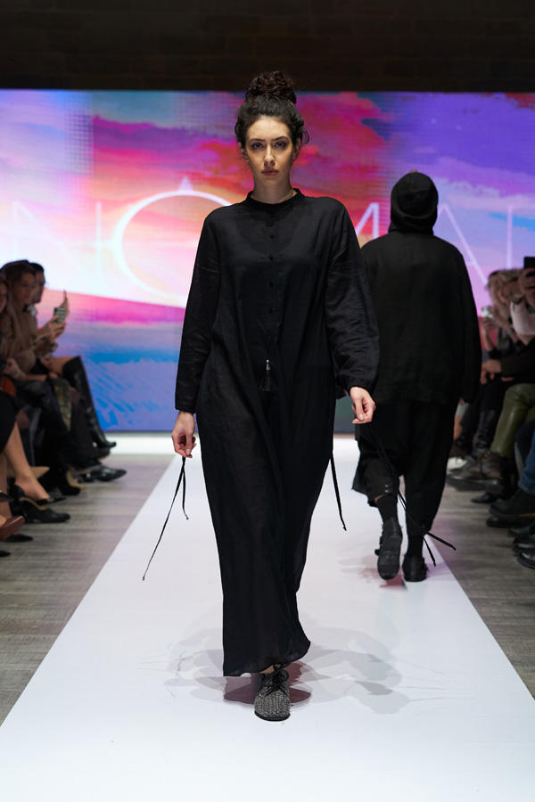 Azerbaijan Fashion Week – выход невесты в 40-кг платье с куклами, ранние браки и брутальность (ФОТО)