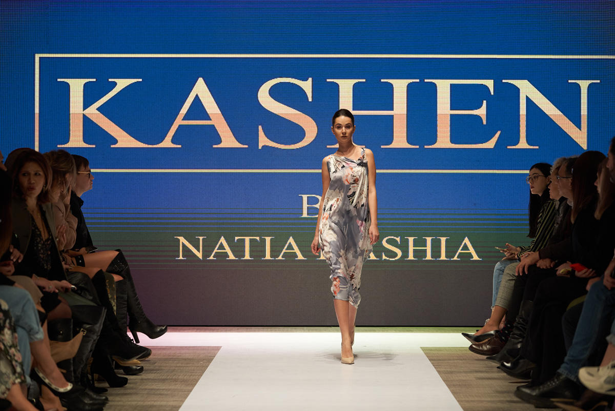 Azerbaijan Fashion Week – выход невесты в 40-кг платье с куклами, ранние браки и брутальность (ФОТО)