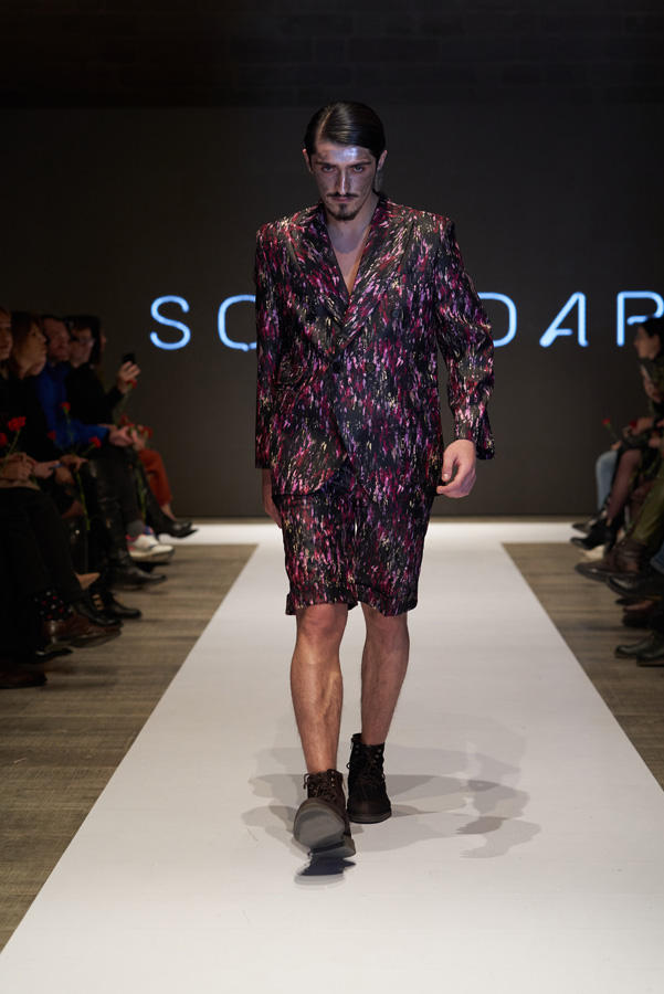 Azerbaijan Fashion Week – выход невесты в 40-кг платье с куклами, ранние браки и брутальность (ФОТО)