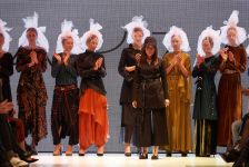 Azerbaijan Fashion Week – выход невесты в 40-кг платье с куклами, ранние браки и брутальность (ФОТО)
