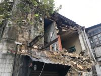 В центре Баку обрушилось двухэтажное здание (ФОТО)