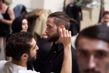 Что же на самом деле происходило за черными шторками Азербайджанской Недели моды (ВИДЕО)
