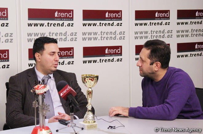 Разговор как по маслу с министром гостеприимства и застолья и капитаном Джавидом - в гостях у МИА Trend (ФОТО)