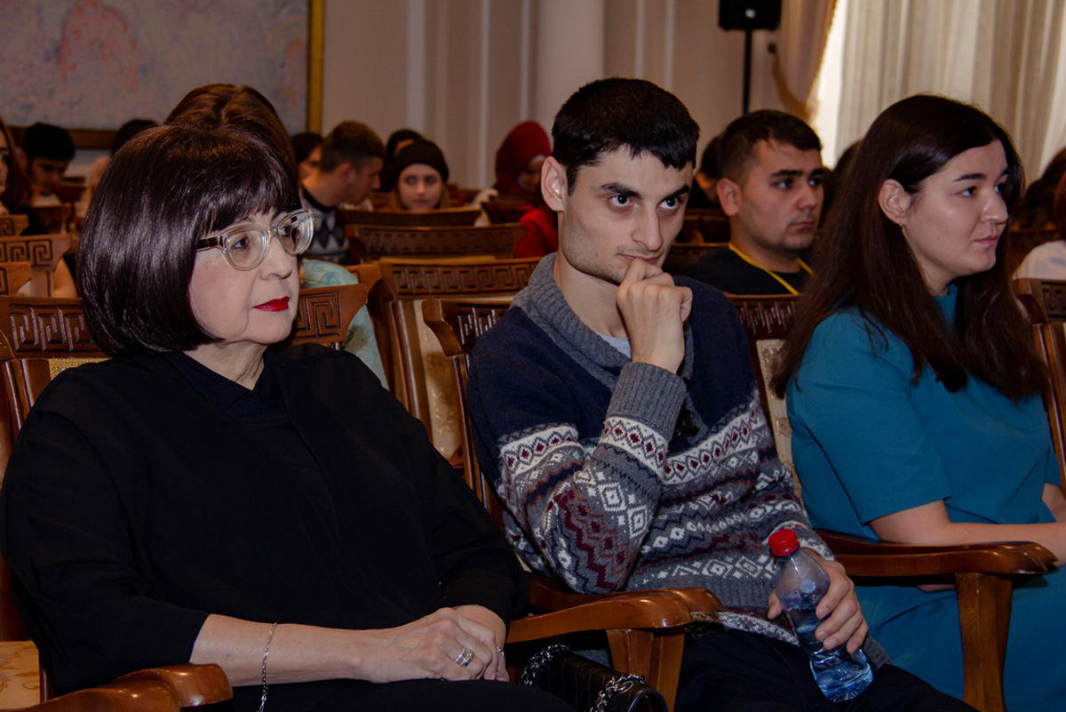 Искусство без границ: Чингиз Фарзалиев и Гульмира Шалабаева договорились о сотрудничестве (ФОТО)