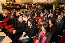 Параллельность времени и пространства, феномен памяти…- презентация в Баку  (ФОТО)