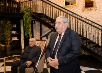 Параллельность времени и пространства, феномен памяти…- презентация в Баку  (ФОТО)