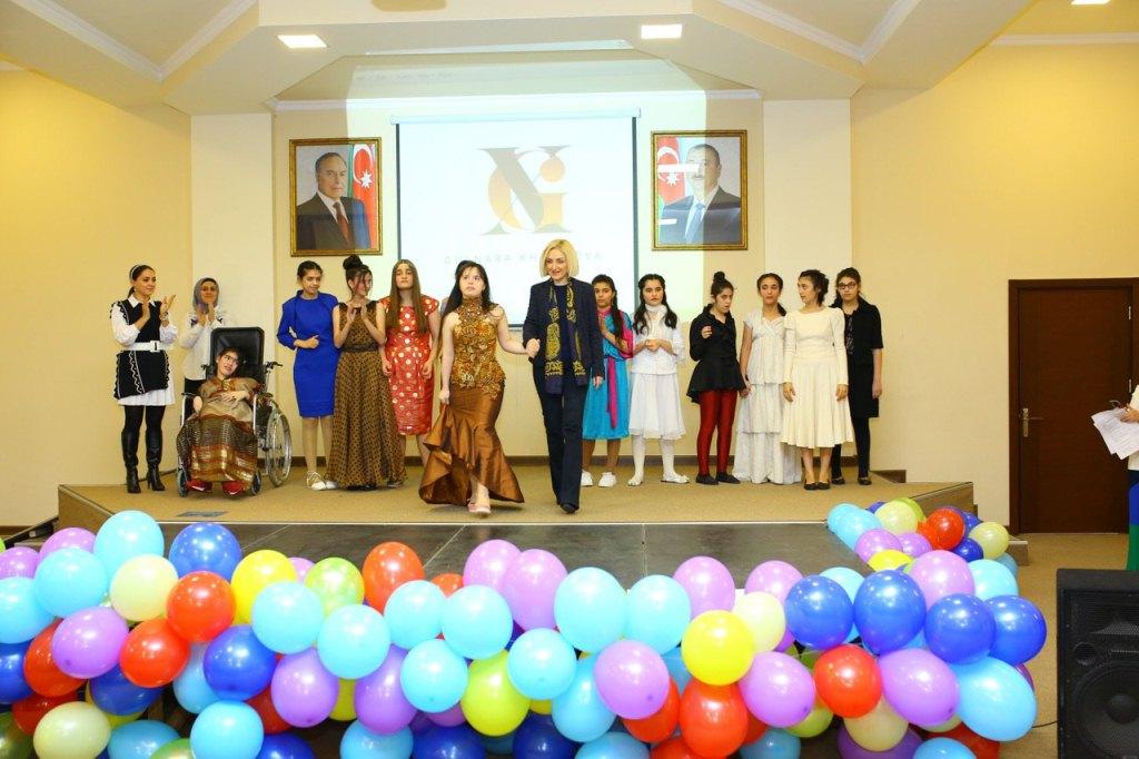 Мода без границ! В Баку прошло дефиле детей с ограниченными возможностями здоровья (ФОТО)