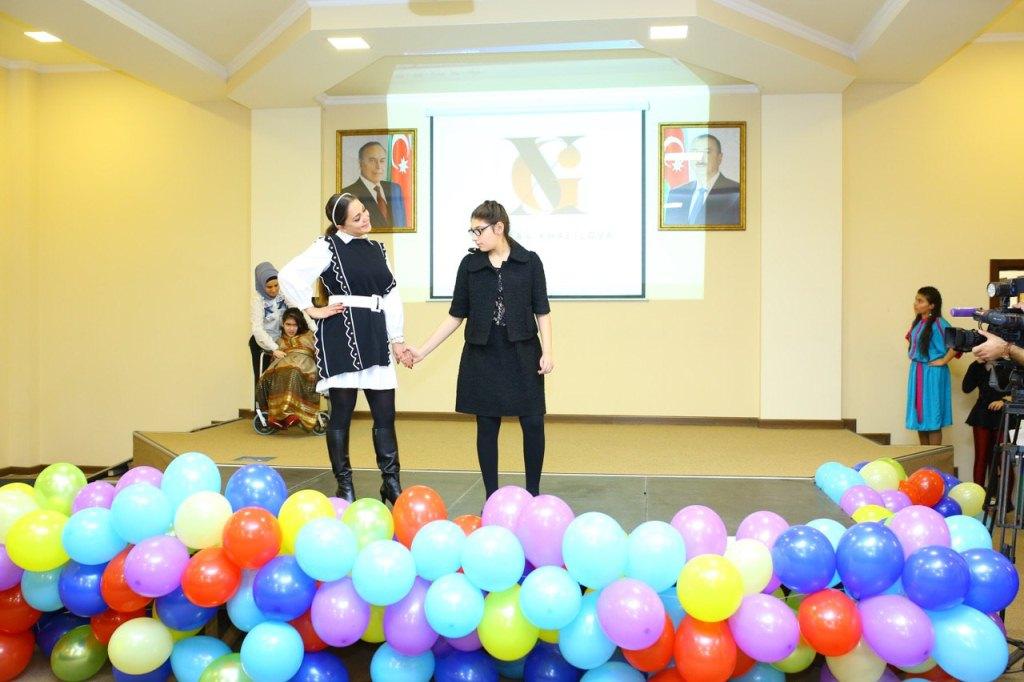 Мода без границ! В Баку прошло дефиле детей с ограниченными возможностями здоровья (ФОТО)