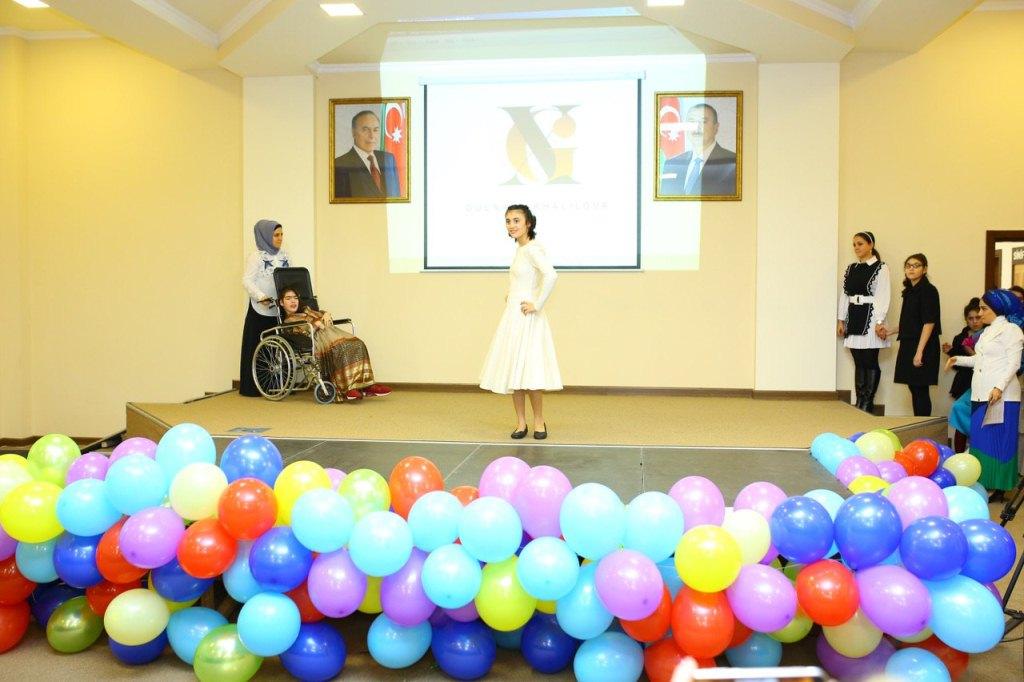 Мода без границ! В Баку прошло дефиле детей с ограниченными возможностями здоровья (ФОТО)