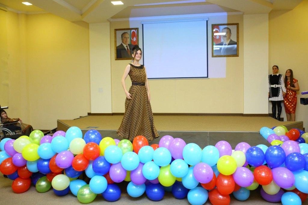 Мода без границ! В Баку прошло дефиле детей с ограниченными возможностями здоровья (ФОТО)