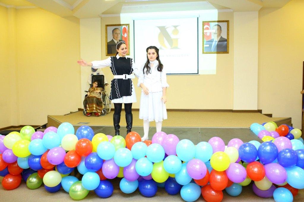 Мода без границ! В Баку прошло дефиле детей с ограниченными возможностями здоровья (ФОТО)