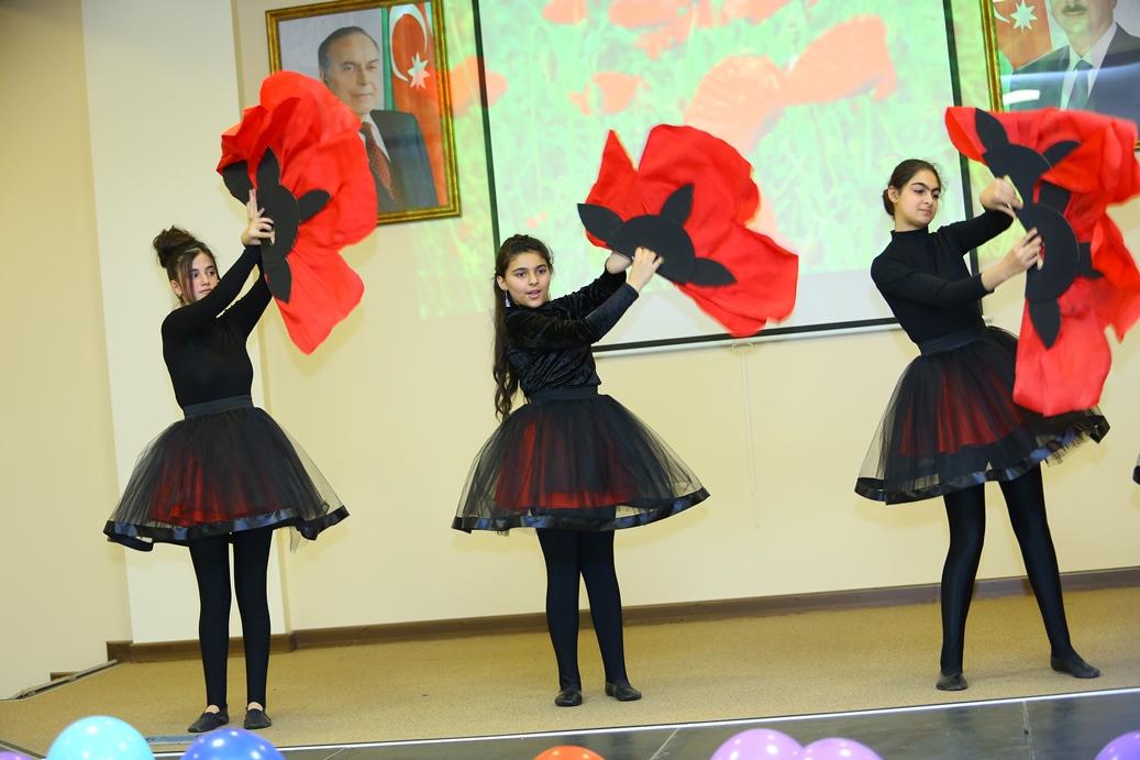 Мода без границ! В Баку прошло дефиле детей с ограниченными возможностями здоровья (ФОТО)