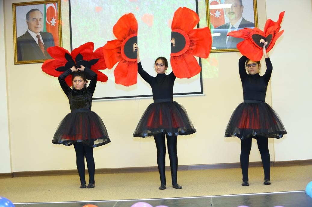 Мода без границ! В Баку прошло дефиле детей с ограниченными возможностями здоровья (ФОТО)