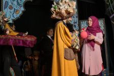 "Семь гранатовых веток" в Баку - элементы театра теней и техника паркетной куклы (ФОТО)