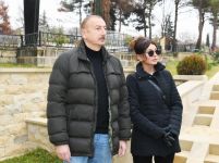 Президент Азербайджана Ильхам Алиев и Первая леди Мехрибан Алиева ознакомились с работами по благоустройству, проведенными вокруг усыпальницы Шаххандан в Шамахы (ФОТО) (Версия 2)