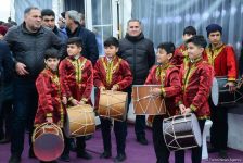 Праздник в Мушфигабаде - акция по посадке 650 тыс. деревьев, концертная программа, знаменитости (ФОТО)