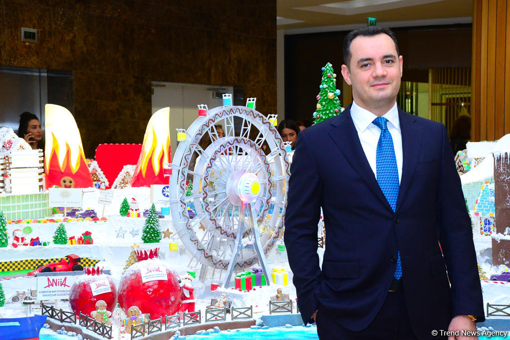 Издательский дом Nargis представил Gingerbread City – сладкое чудо в Баку (ФОТО)