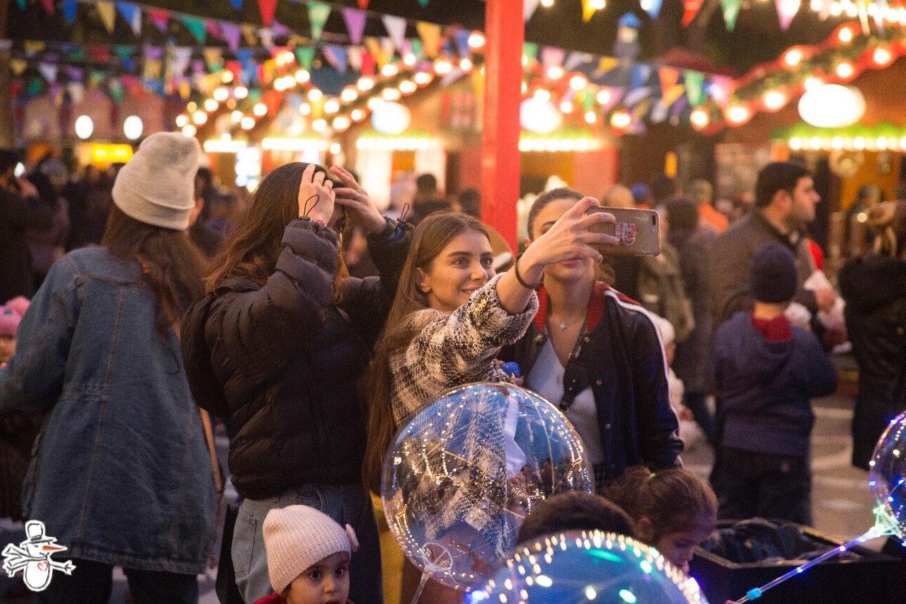 Фонд Nargis проводит традиционную благотворительную ярмарку "Холодные руки, горячее сердце" (ФОТО)