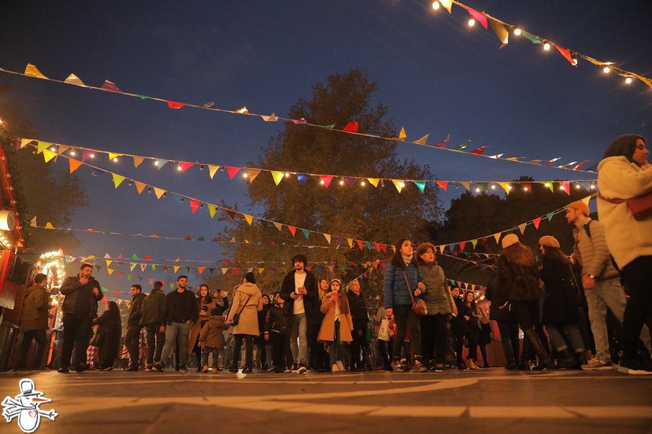 Фонд Nargis проводит традиционную благотворительную ярмарку "Холодные руки, горячее сердце" (ФОТО)