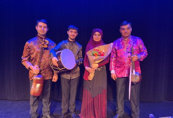 Парижский театр четыре раза вызывал на "бис" Фяргану Гасымову. Крылья от счастья! (ВИДЕО, ФОТО)