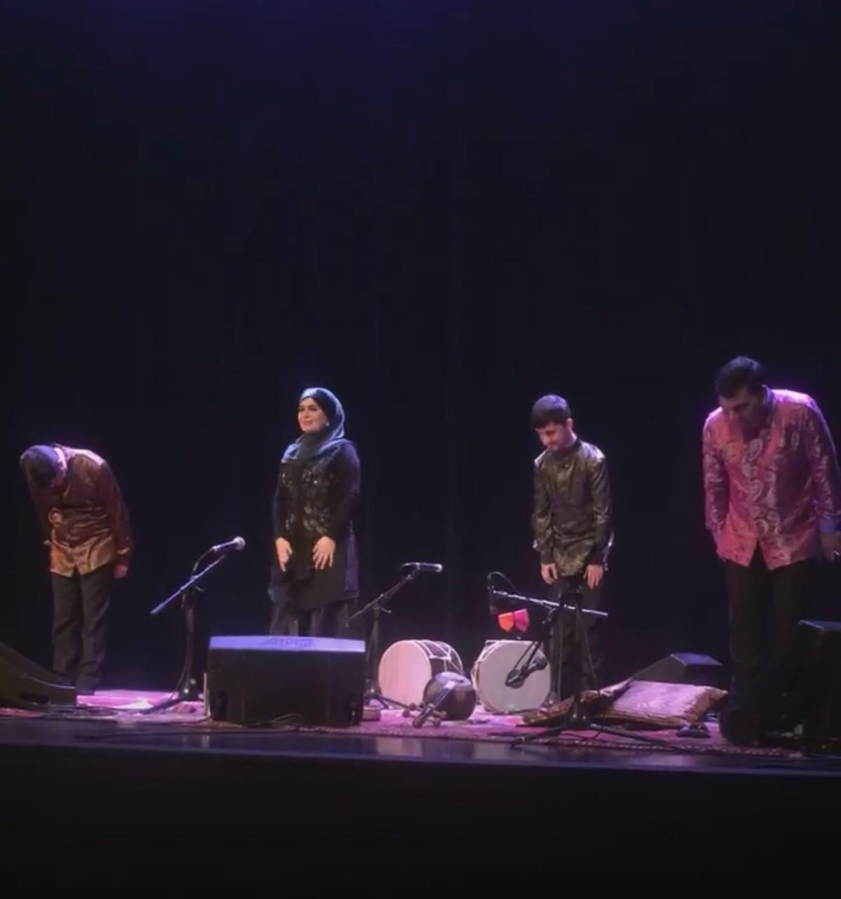 Парижский театр четыре раза вызывал на "бис" Фяргану Гасымову. Крылья от счастья! (ВИДЕО, ФОТО)