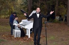 Ботанический сад Баку превратился в сказочный лес с Амазонками, Лешим и Баба-ягой (ВИДЕО, ФОТО)