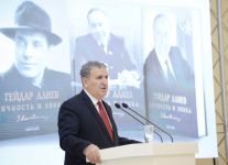 В Центре Гейдара Алиева состоялась презентация трехтомного романа-исследования «Гейдар Алиев. Личность и эпоха» (ФОТО)