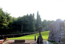 Общественность Азербайджана чтит память  великого лидера Гейдара Алиева (ФОТО)