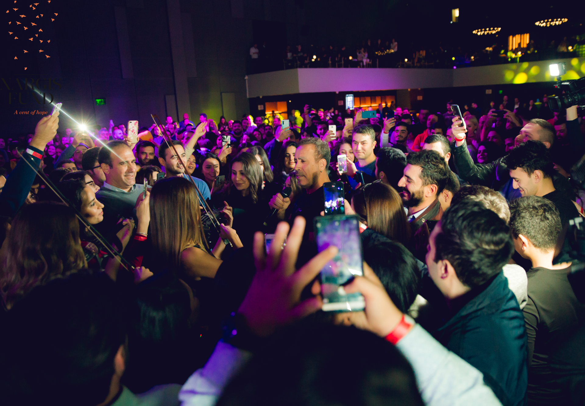 Халюк Левент провёл в Баку великолепный благотворительный концерт для Суры (ВИДЕО, ФОТО)