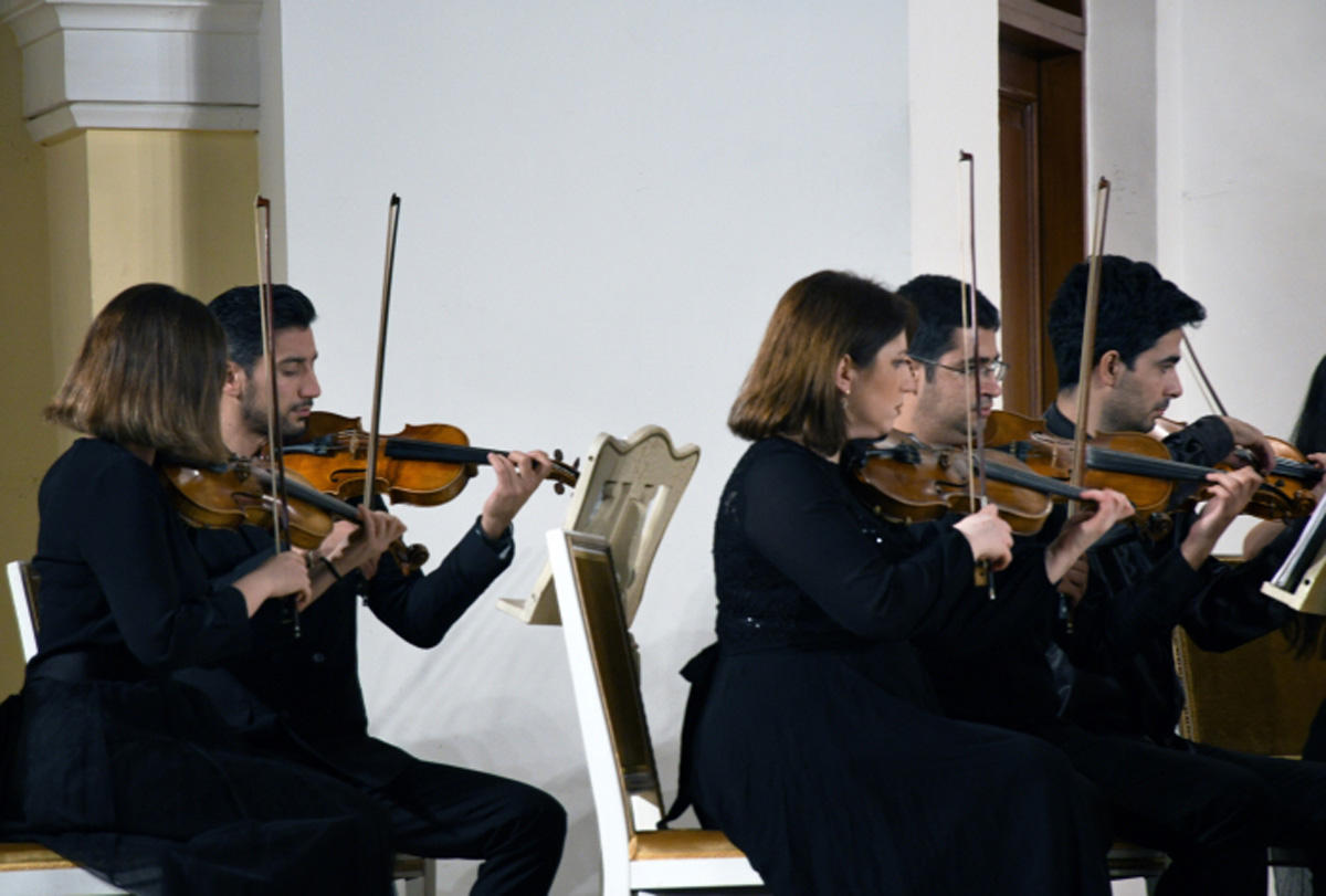 В Филармонии прошел вечер, посвященный памяти общенационального лидера Гейдара Алиева (ФОТО)