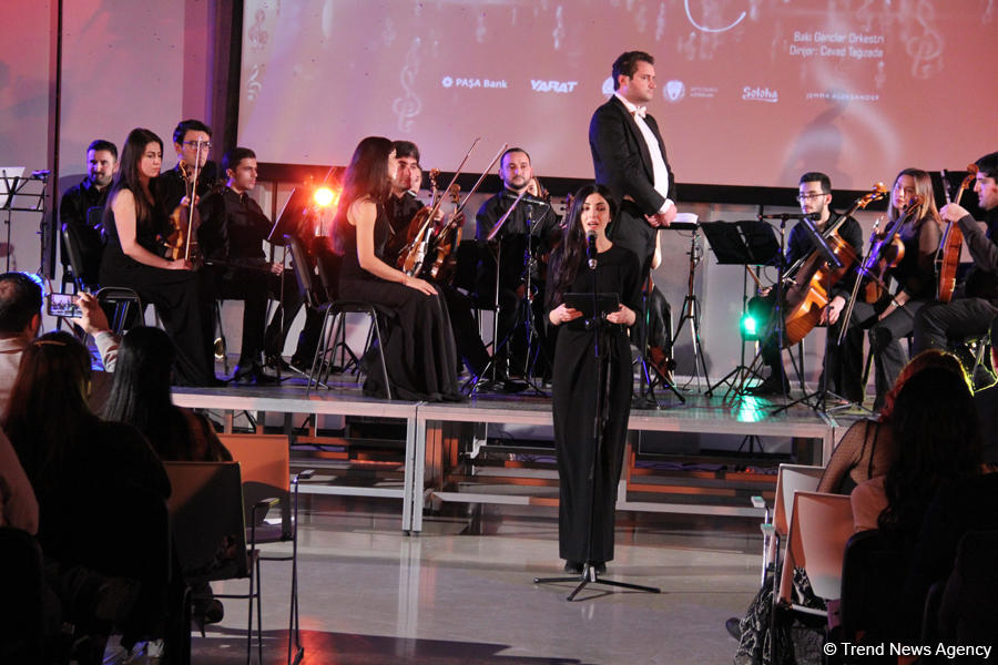 Зимний вечер Баку озарился магией неоклассики Оксаны Велиевой и оркестра Джавада Тагизаде (ВИДЕО/ФОТО)