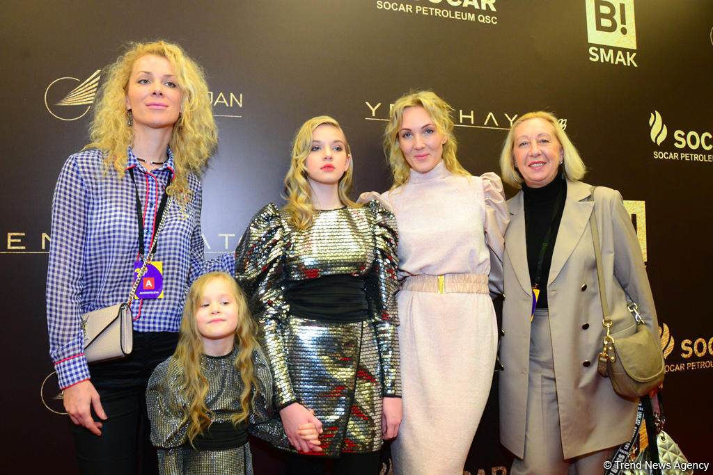 Красная дорожка фестиваля "ЗИМА" – впечатления и восторг участников (ФОТО)