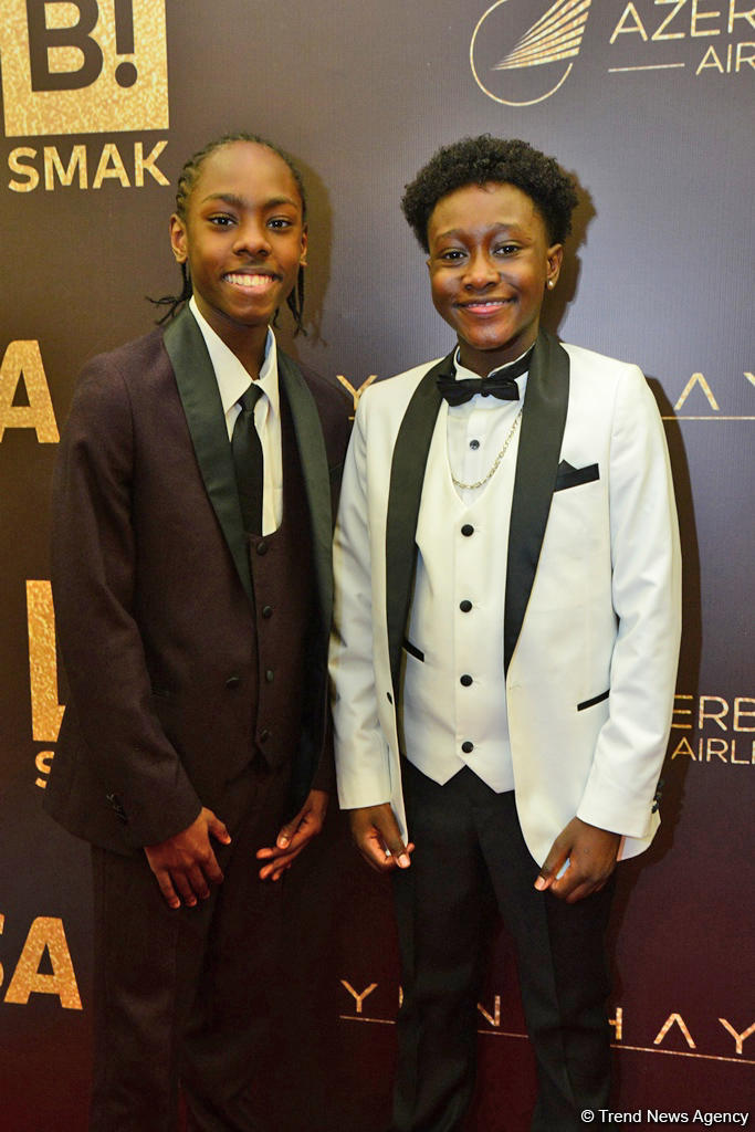 Красная дорожка фестиваля "ЗИМА" – впечатления и восторг участников (ФОТО)