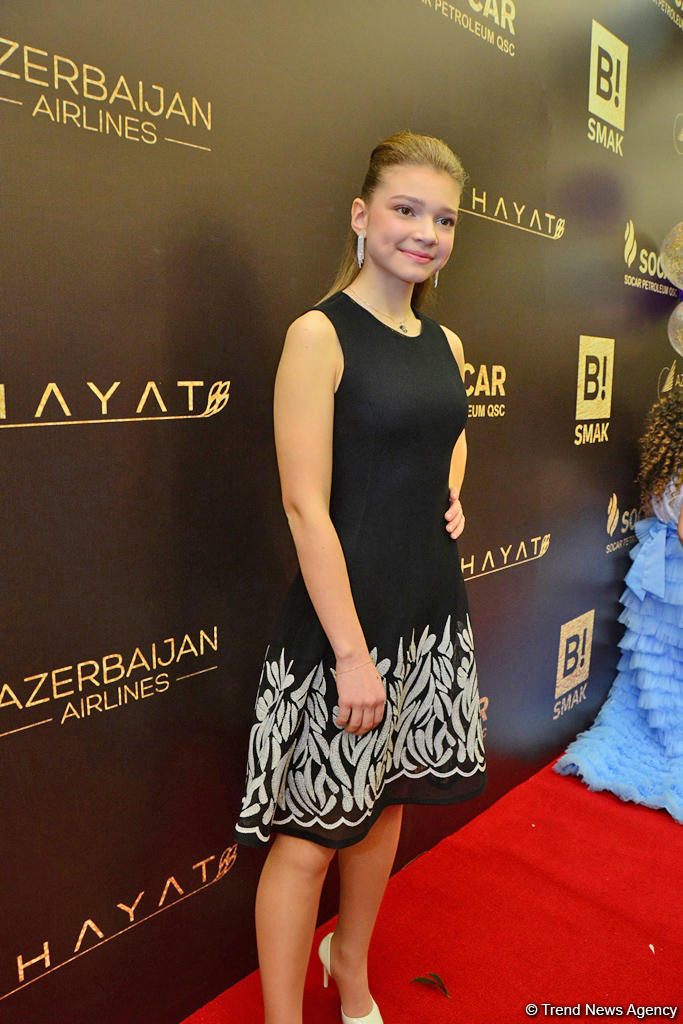 Красная дорожка фестиваля "ЗИМА" – впечатления и восторг участников (ФОТО)