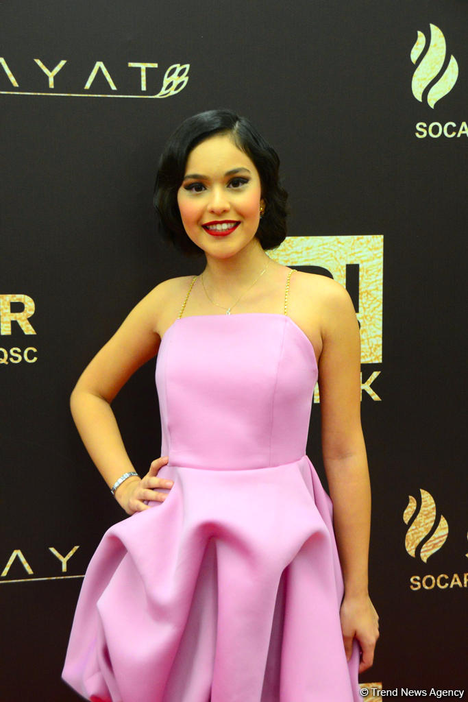 Красная дорожка фестиваля "ЗИМА" – впечатления и восторг участников (ФОТО)