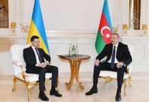Состоялась встреча Президента Ильхама Алиева и Президента Владимира Зеленского один на один (ФОТО)
