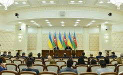 Президенты Азербайджана и Украины выступили с заявлениями для прессы (ФОТО)