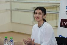 Члены национальной сборной Азербайджана по художественной гимнастике встретились с юными спортсменками (ФОТО)