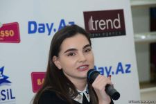 Члены национальной сборной Азербайджана по художественной гимнастике встретились с юными спортсменками (ФОТО)