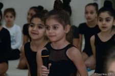 Члены национальной сборной Азербайджана по художественной гимнастике встретились с юными спортсменками (ФОТО)