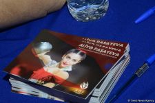 Члены национальной сборной Азербайджана по художественной гимнастике встретились с юными спортсменками (ФОТО)