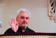 В Баку главврач Мефистофель показал эксперименты над человеческим разумом!  Деньги, слава, наслаждения…(ВИДЕО, ФОТО)